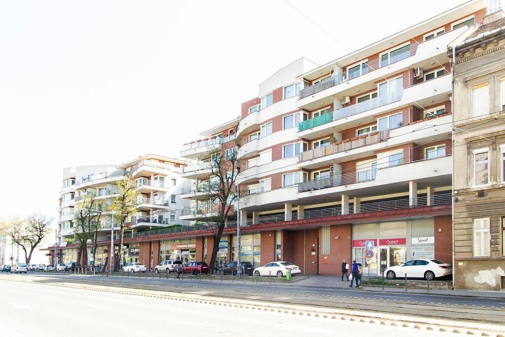 Vip Mini Resort,Private Parking & Balcony Budapest Exterior foto