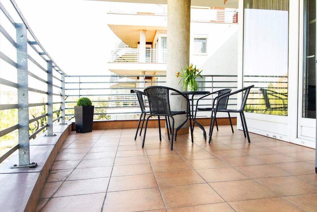 Vip Mini Resort,Private Parking & Balcony Budapest Exterior foto